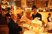 Münchner Vorstadthochzeit mit dem "Brautpaar" Bettina von Haken und Gilbert von Sohlern(Foto: Ingrid Grossmann)